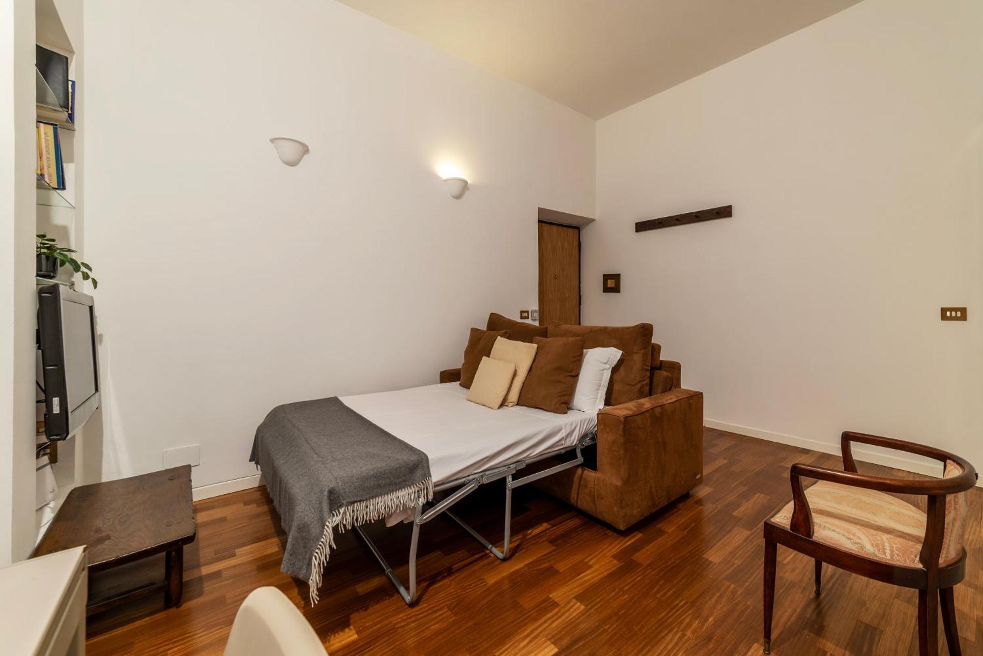 Apartment A Stone's Throw From The Colosseum! Rome