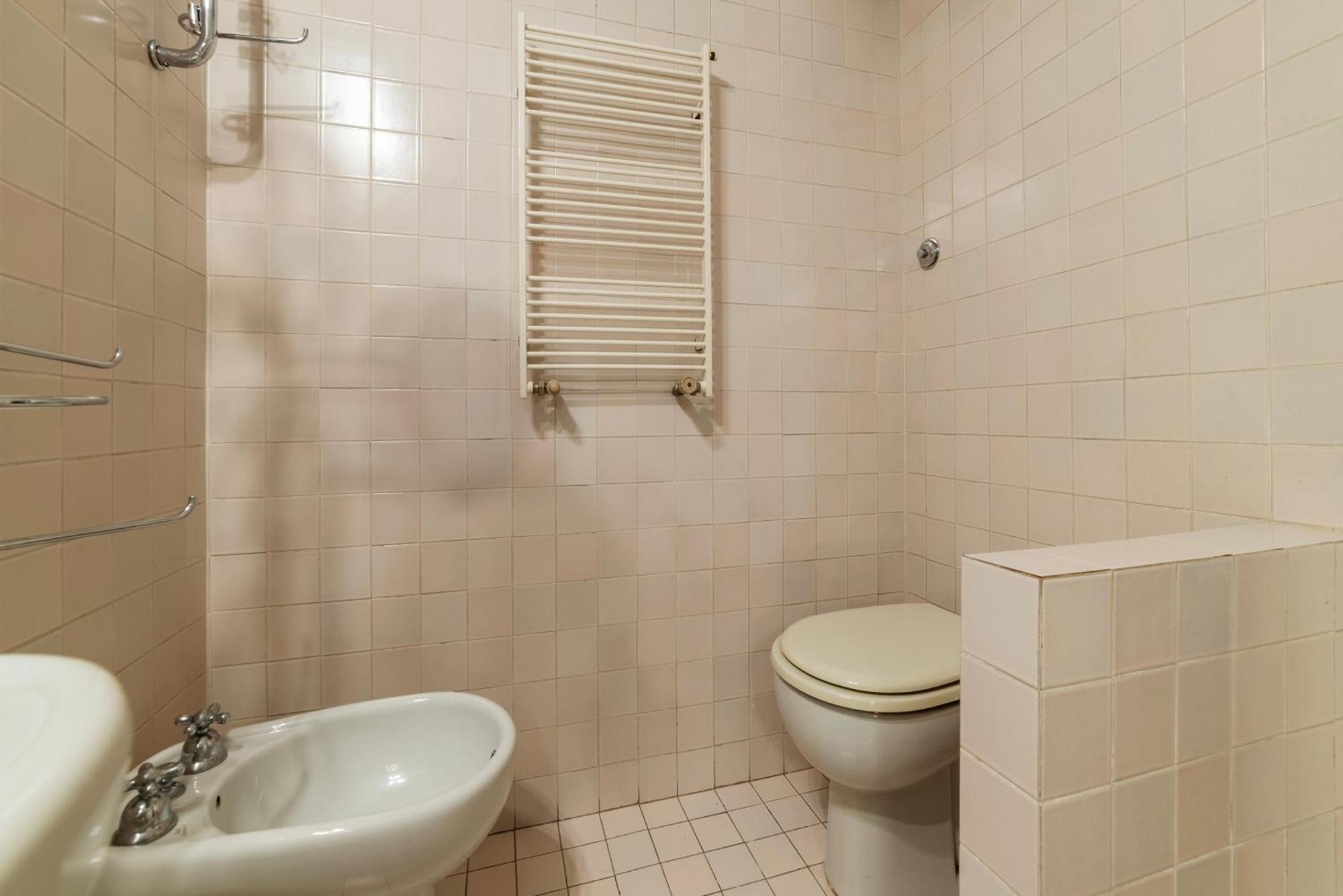 A Stone's Throw From The Colosseum! Apartment